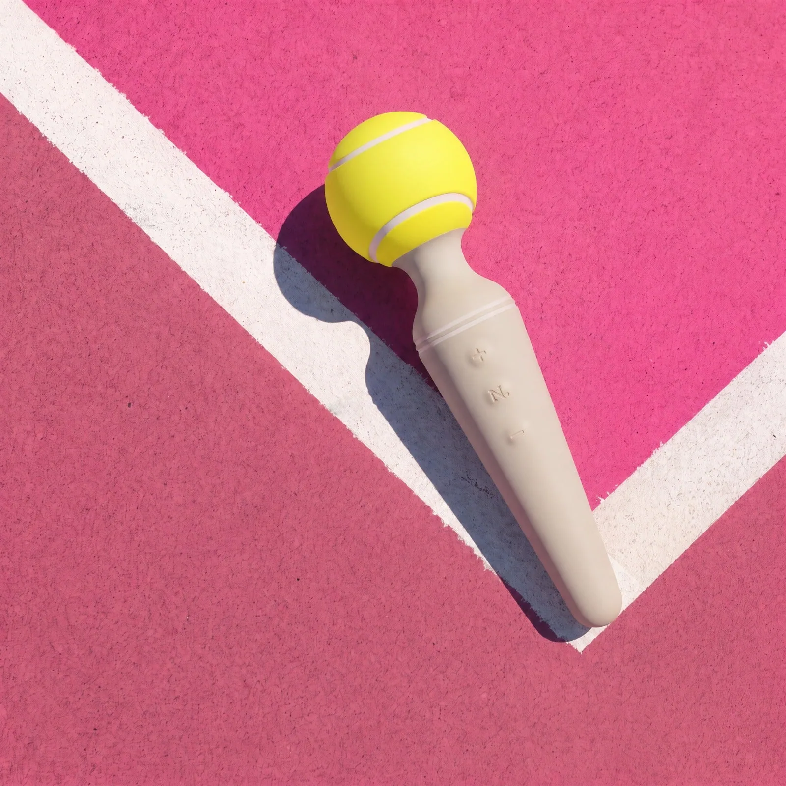 Smash Wand Vibrator — flexible head detail
